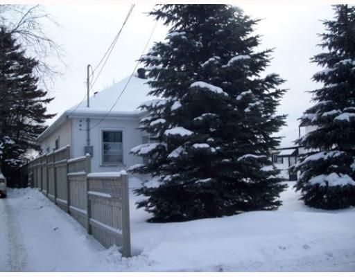 125 Queen St W, Springwater, L0L 1P0 | Image 3