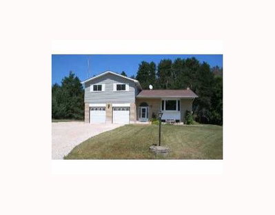 Detached House sold at 8231 56 County Road, Essa, Ontario, L0M 1T0 - Rural Essa - MLS: S0906382