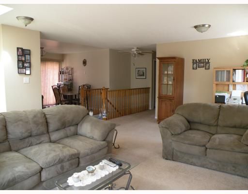 76 Stanley St, Barrie, L4M 6V5 | Image 2