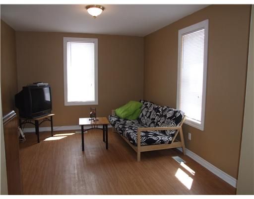 96 John St, Barrie, L4N 2K5 | Image 2