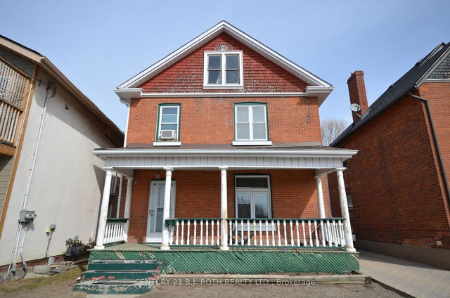 32 MCDONALD Street