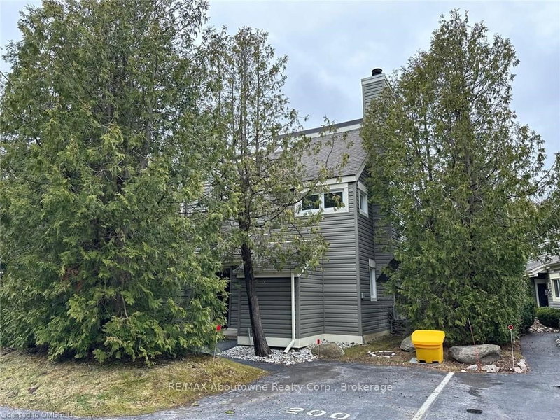 10 - 200 ESCARPMENT Cres, Collingwood, L9Y 5B4 | Image 2