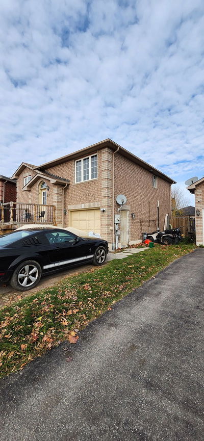 60 Ambler Bay, Barrie - Georgian Drive image-0-2