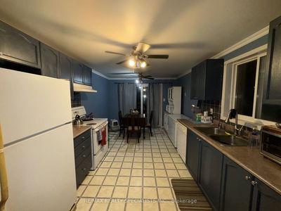 60 Ambler Bay, Barrie - Georgian Drive image-0-4