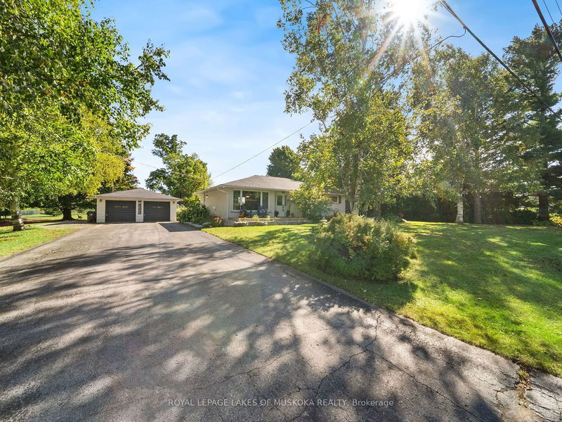 home for sale on 1859 Warminster Sideroad