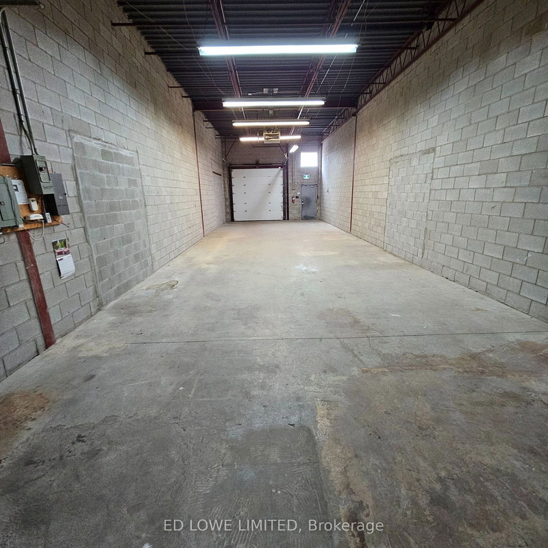 10 - 18 Alliance Blvd, Barrie, L4M 5A5 | Image 3