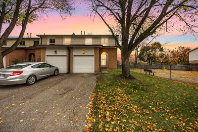 Townhouse sold at 6-2 BERNICK Drive, Barrie, Ontario, L4M 5K4 - Grove East - MLS: S10415802