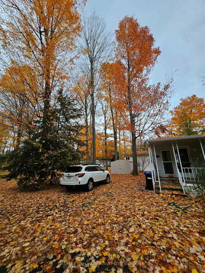 26 The Boardwalk, Wasaga Beach - Wasaga Beach image-0-3