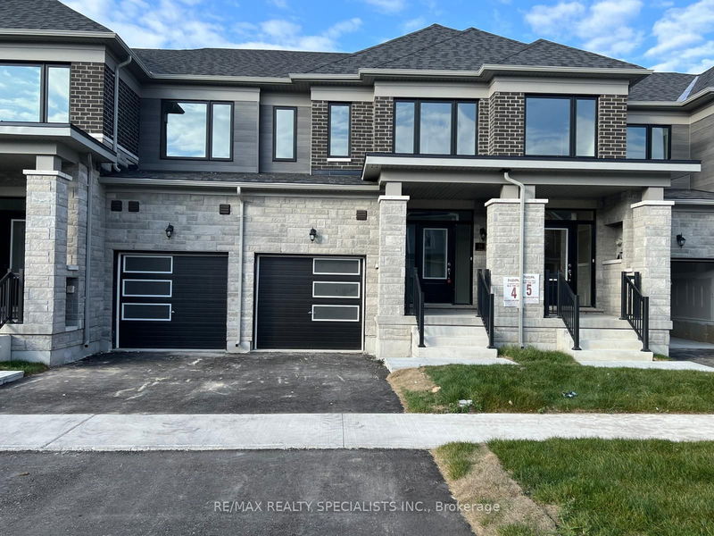 home for lease on 19 Tamworth Terrace