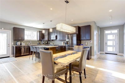 30 Lakeshore Rd, Wasaga Beach - Wasaga Beach image-0-4