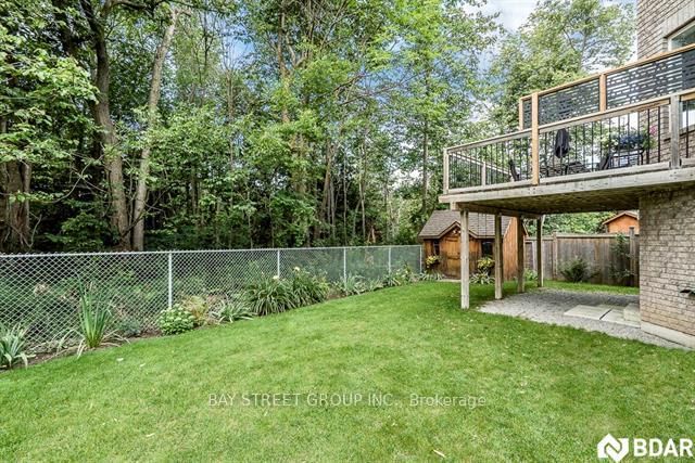 28 Shalom Way, Barrie, L4N 5X9 | Image 2