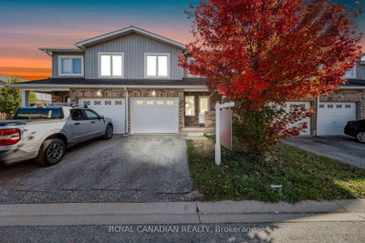 Townhouse sold at 14-75 Prince William Way, Barrie, Ontario, L4N 7P5 - Innis-Shore - MLS: S10426911