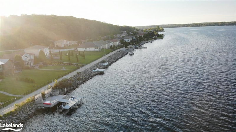 607 TAYLOR Dr, Midland, L4R 5L9 | Image 3