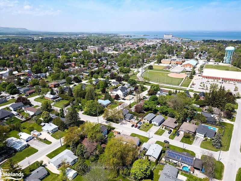 home for sale on 90 MANNING Avenue