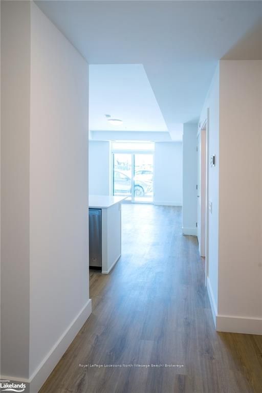 124 - 4 KIMBERLY Lane, Collingwood, L9Y 5T6 | Image 3