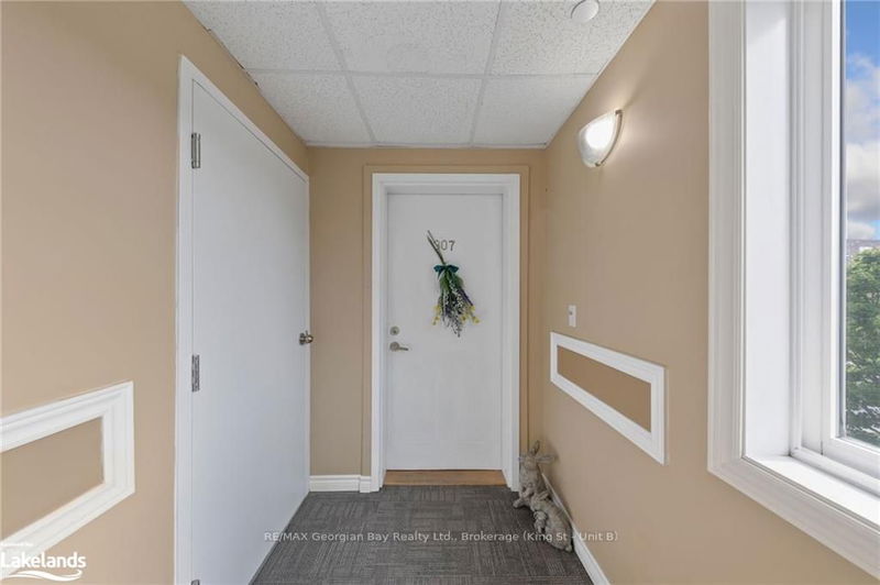 Room1