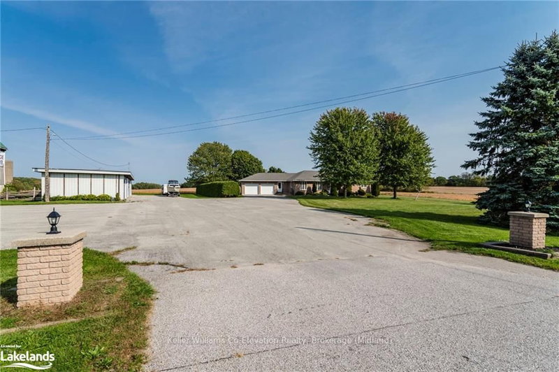 8485 HIGHWAY 93, Tiny, L4R 0E3 | Image 2