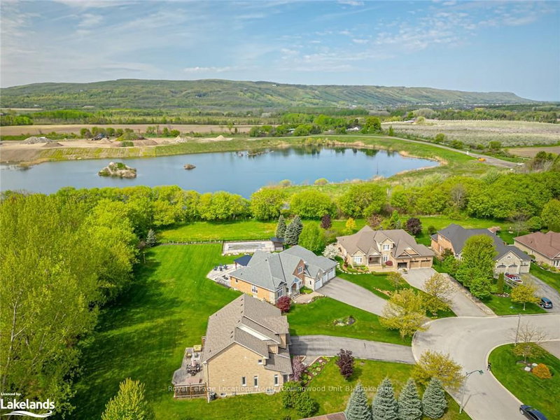 59 KELLS Cres, Collingwood, L9Y 0A9 | Image 2