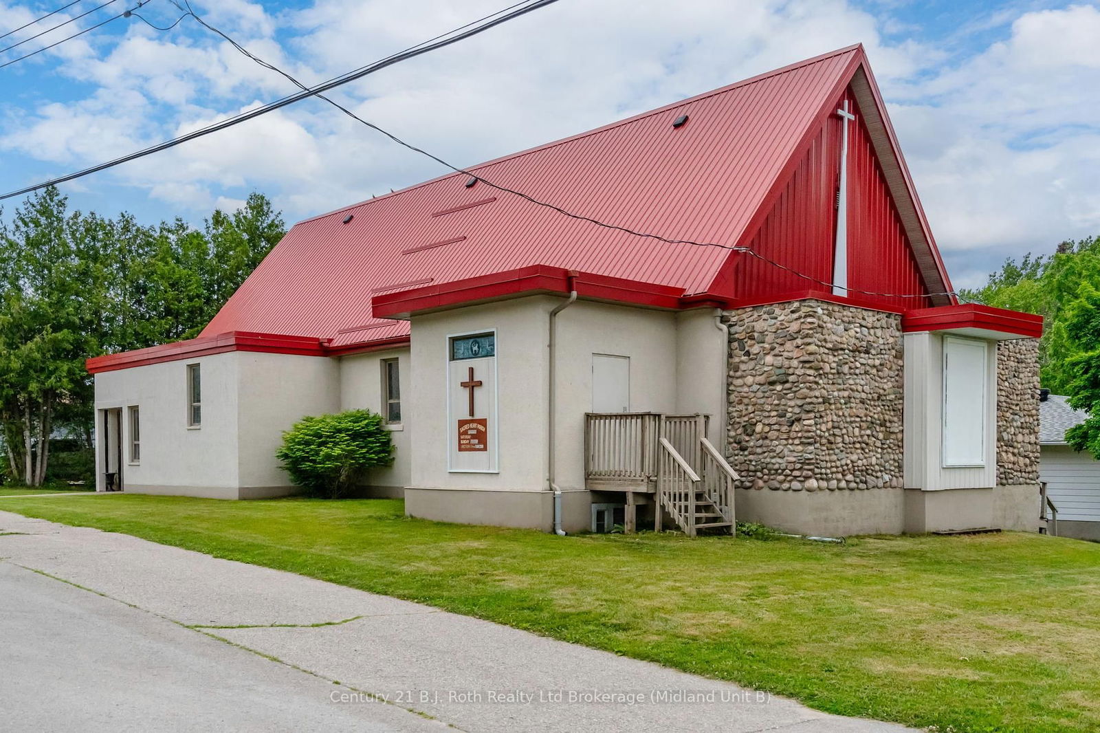 Building at 396 ASSINIBOIA Street, Tay, Port McNicoll