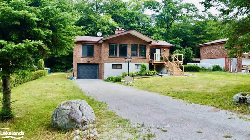 26 GLEN CEDAR Dr, Tiny, L9M 0H8 | Image 2