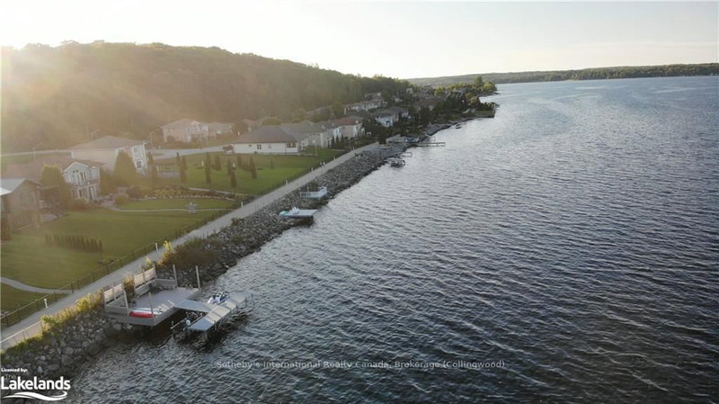 607 TAYLOR Dr, Midland, L4R 5L9 | Image 3