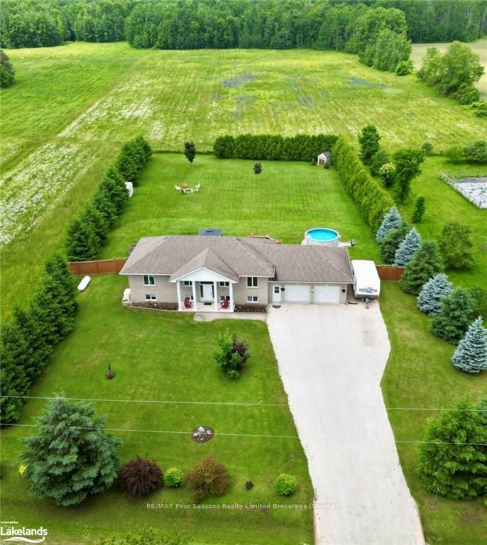 home for sale on 3354 3/4 SUNNIDALE Sideroad