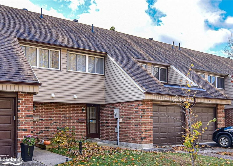 home for sale on 34-441 BARRIE Road