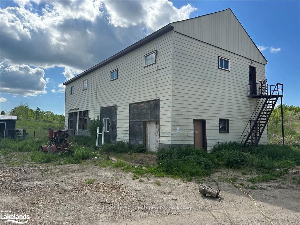 Building at 2664 OLD FORT ROAD, Tay, Rural Tay