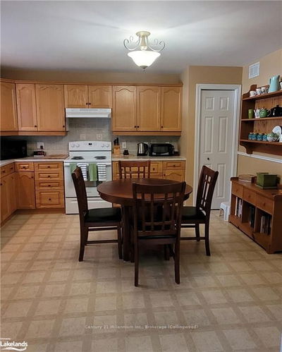 74 PENNSYLVANIA Ave, Wasaga Beach - Wasaga Beach image-0-3