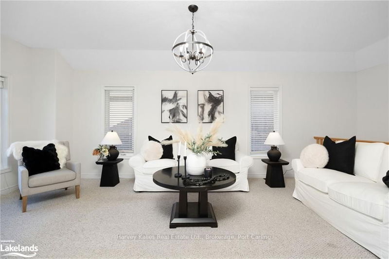 home for sale on 12 CHAMBERLAIN Crescent