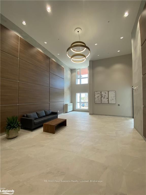 213 - 4 KIMBERLY Lane, Collingwood, L9Y 1E4 | Image 2