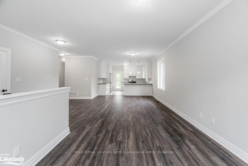 51 NATURES Tr, Wasaga Beach, L9Z 0H4 | Image 2