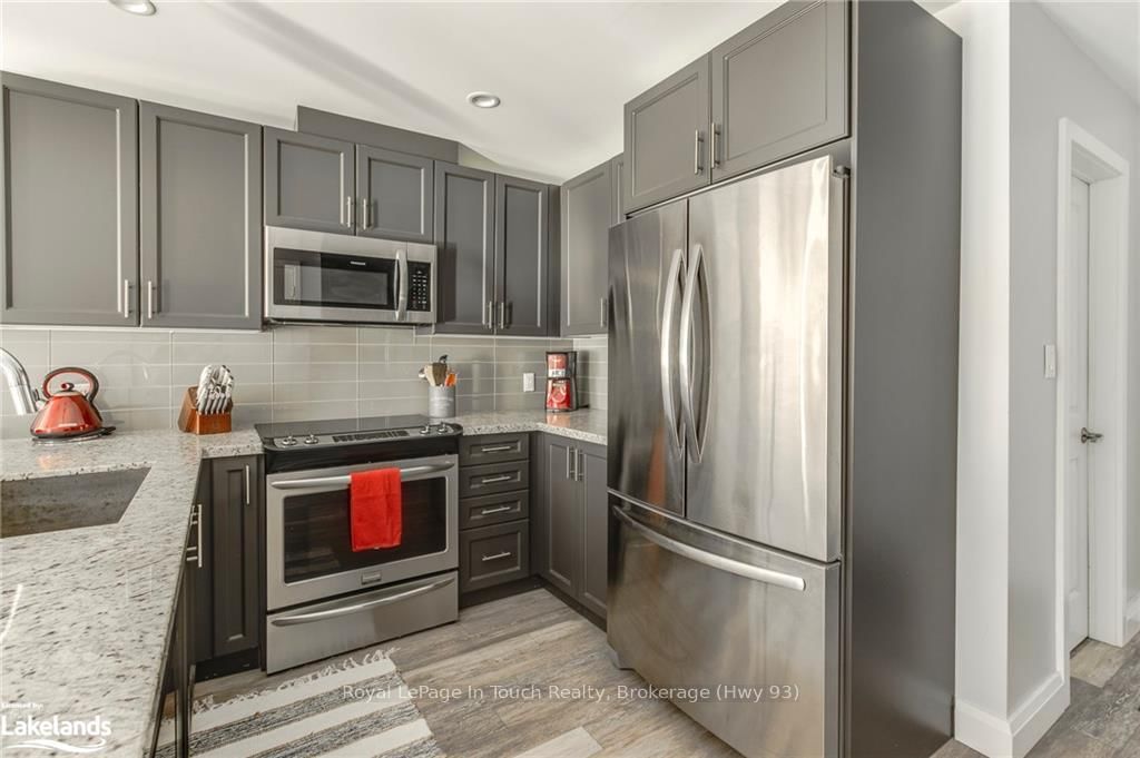 80 HORSESHOE Boulevard, Unit G02 - Photo 6