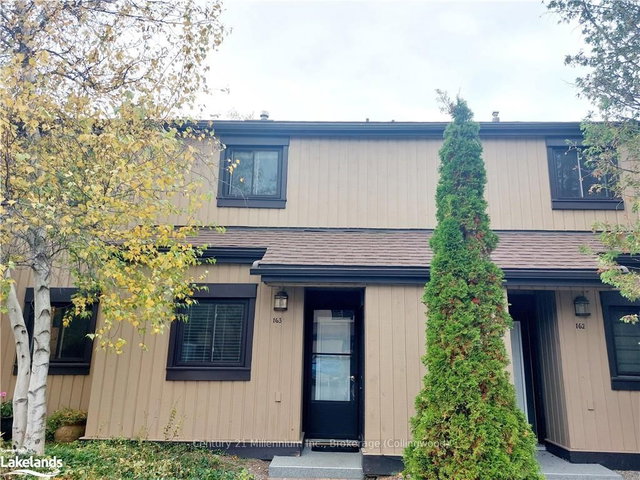 163 ESCARPMENT Crescent