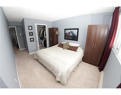 Room1