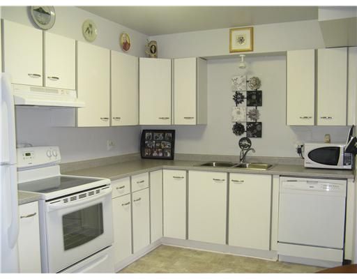 210 - 120 Bell Farm Rd, Barrie, L4M 6J2 | Image 2