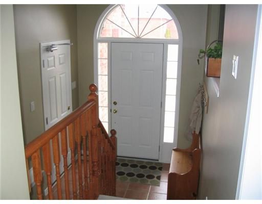 67 Forest Dale Dr, Barrie, L4M 6M9 | Image 2