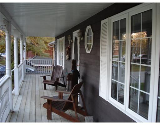 36 Marie St, Georgina, L0E 1L0 | Image 2