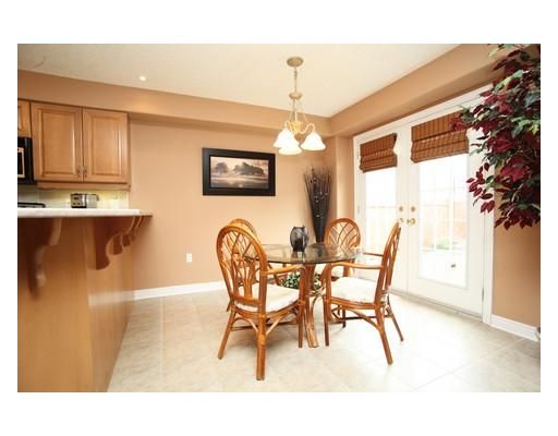 18 Balmoral Pl, Barrie, L4N 0Y9 | Image 3