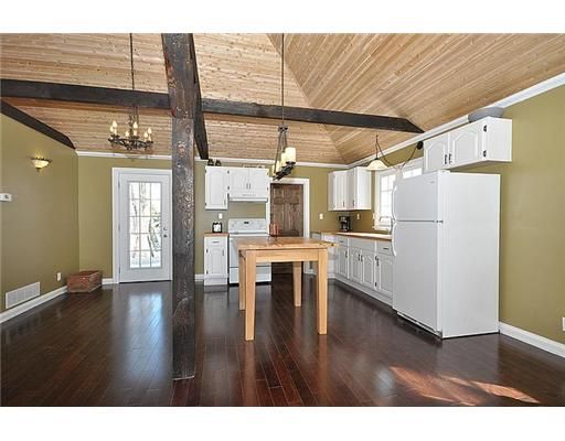 1417 Maple Way, Innisfil, L0L 1C0 | Image 3