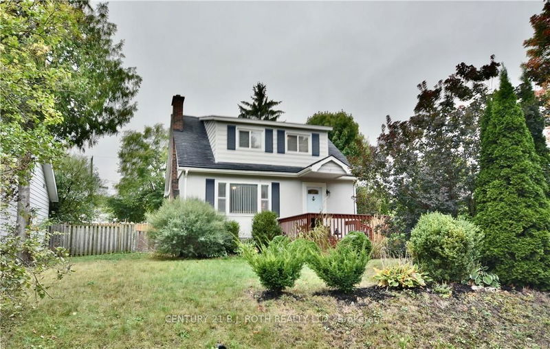 home for sale on 379 Old Muskoka Road