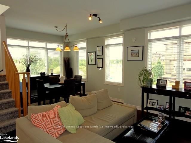 P95 - 69 JOSEPH Tr, Collingwood, L9Y 0J2 | Image 2