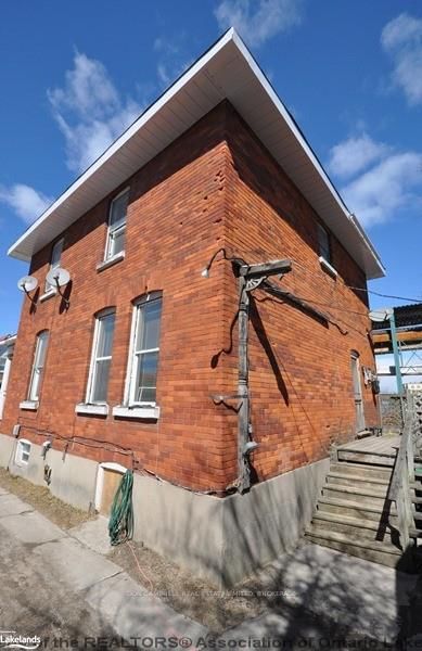 109 ELGIN St, Orillia, L3V 1S6 | Image 3