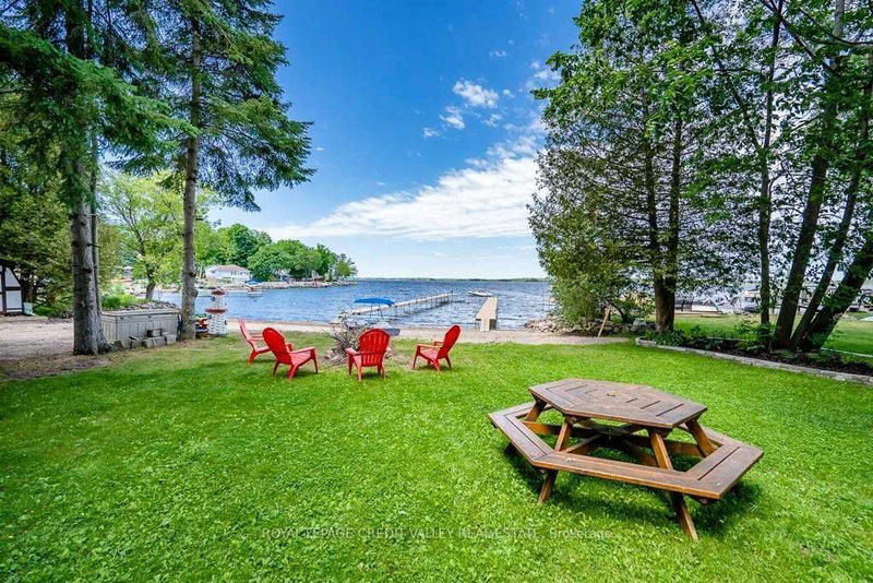 230 Robins Point Rd, Tay, L0K 2A0 | Image 2