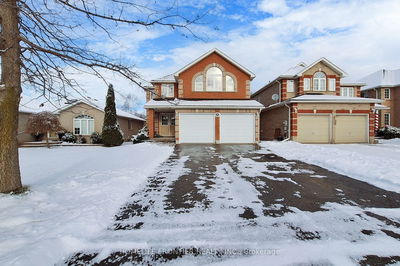 18 Benjamin Lane, Barrie - Painswick South image-0-1