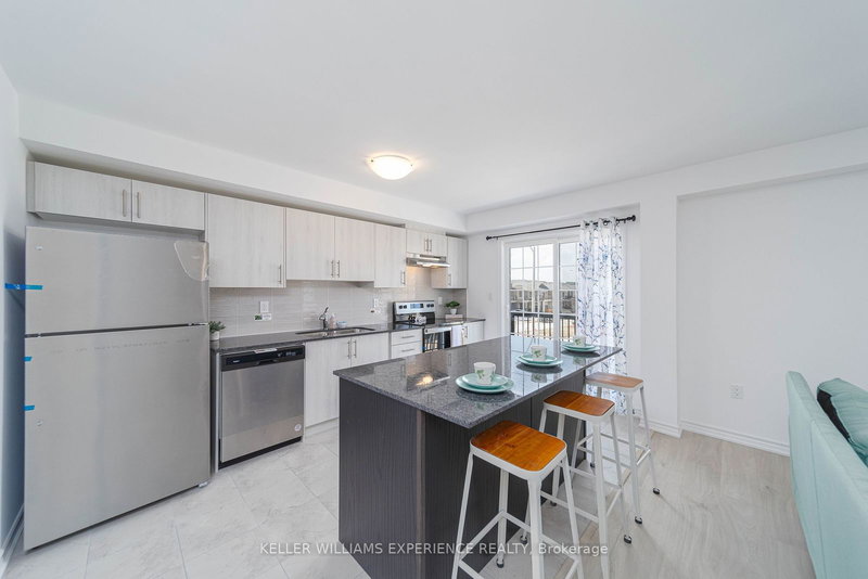 42 Hay Lane, Barrie, L9J 0T8 | Image 3