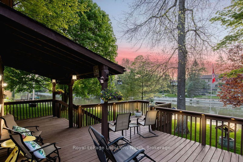home for sale on 72 STROUD Crescent