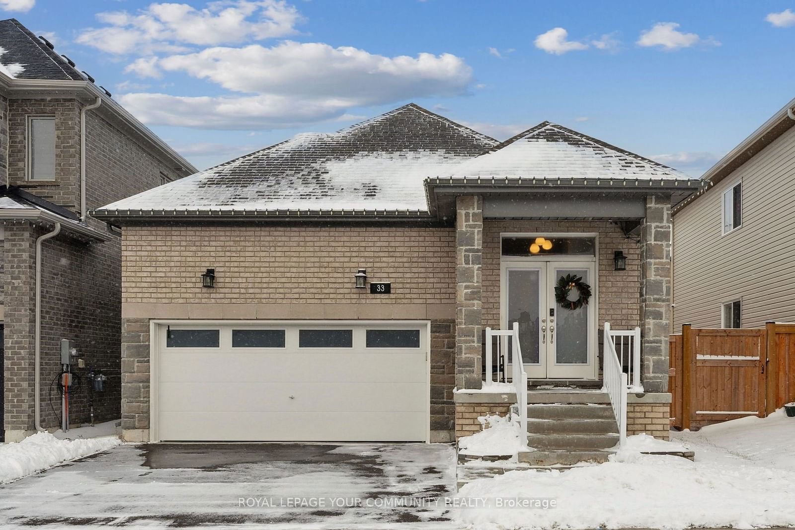 Detached House sold at 33 Mabern Street, Barrie, Rural Barrie Southwest, L9J 0H9 - MLS: S11883807