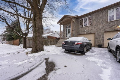 102 Henry St, Barrie - Wellington image-0-2