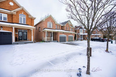 36 Forsyth Cres, Barrie - Sunnidale image-0-2